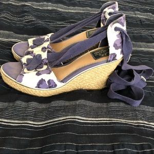 Sperrys Floral Blue Navy Lace Up Wedges (7.5)